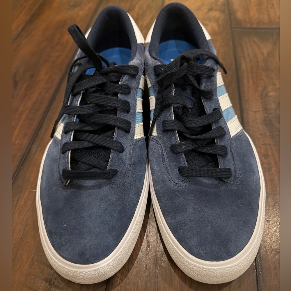 Men’s Adidas MATCHBREAK SUPER SHOES size 10 - Picture 2 of 6